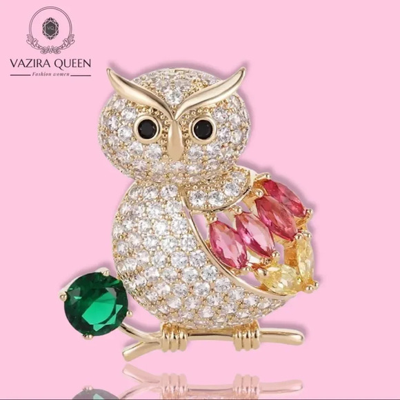 VQ Owl Brooch - Picture 1 of 8